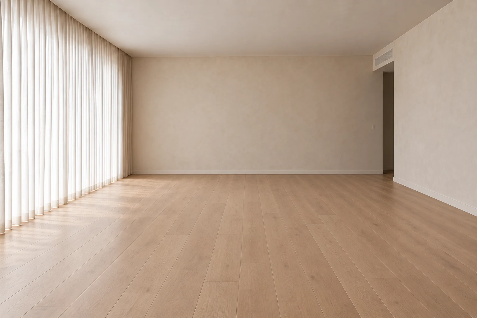 Lo stesso soggiorno vuoto prima del virtual staging